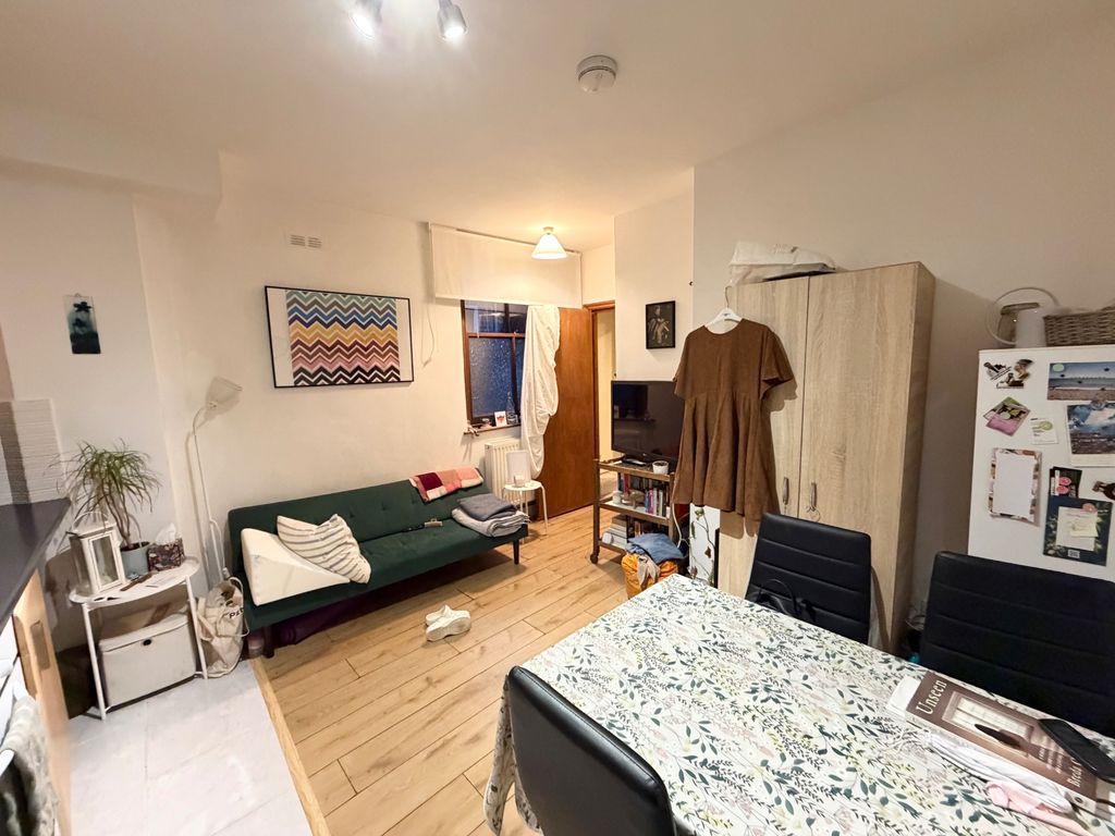 Property photo 2 of 4 Photo 2