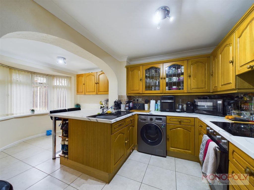 Property photo 2 of 20 Cam03815G0-Pr0125-Still001.Jpg