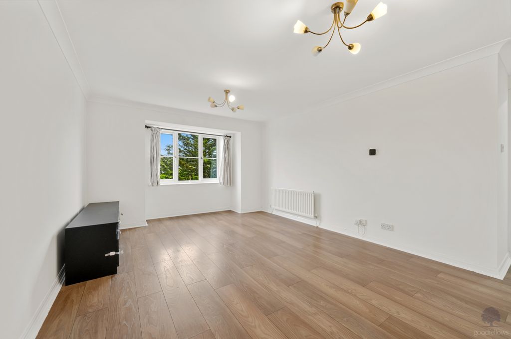 Property photo 2 of 9 Picture No. 05