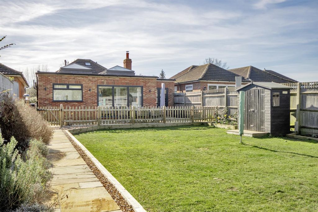 Property photo 3 of 21 62935_010.Jpg