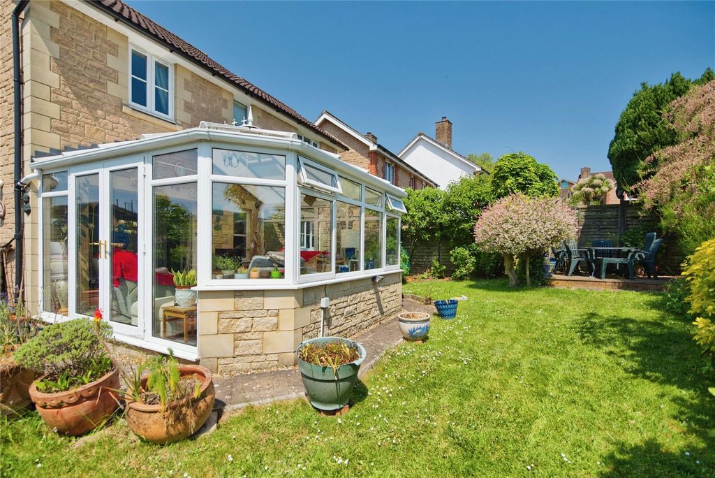 Property photo 2 of 14 Picture No. 04