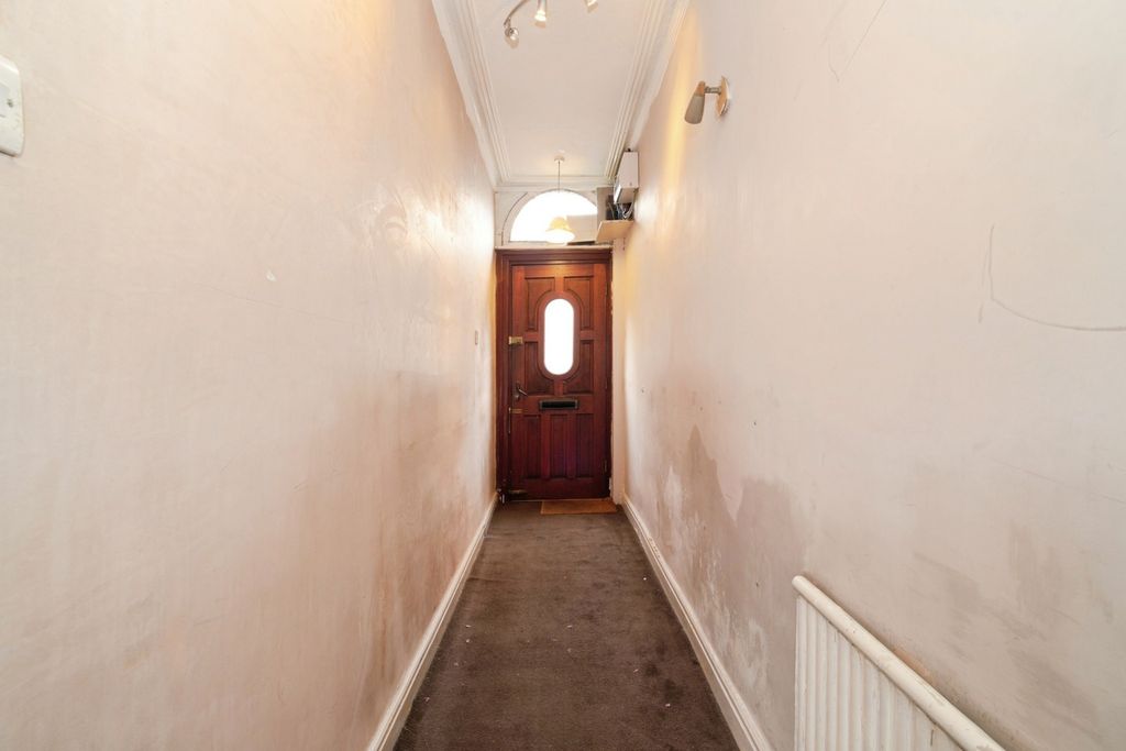 Property photo 2 of 15 Entrance Hallway