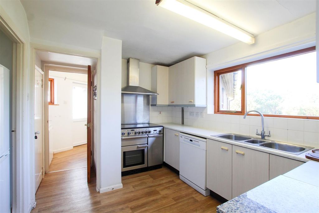 Property photo 3 of 21 Img_8077.Jpg