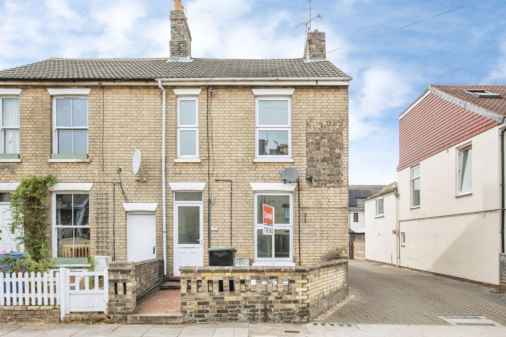 Property photo 1 of 16
