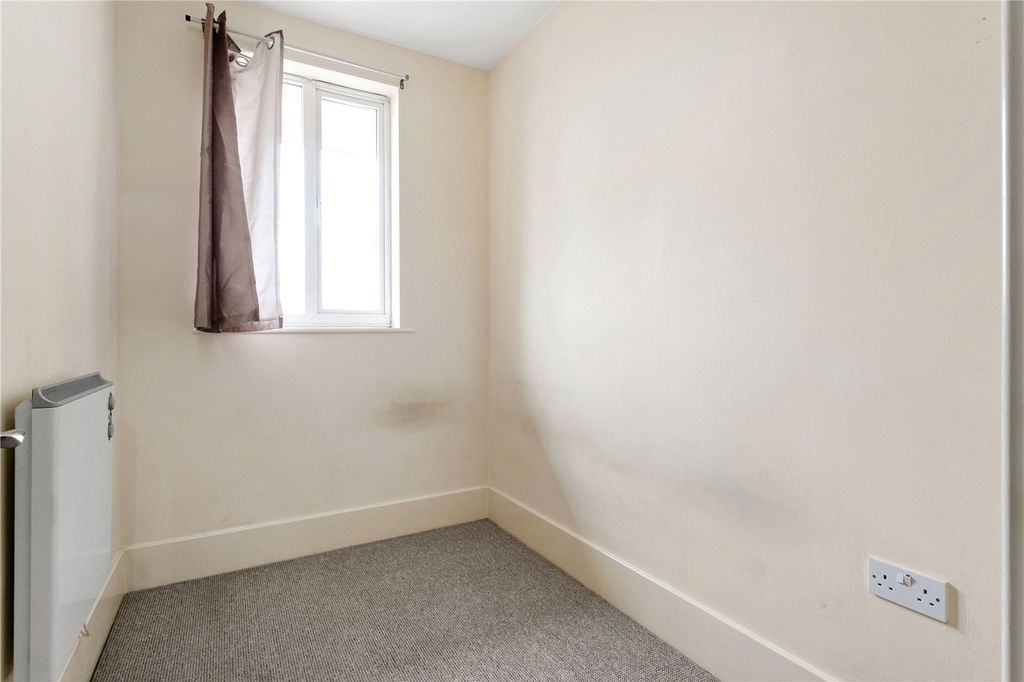 Property photo 3 of 12 Picture No. 21