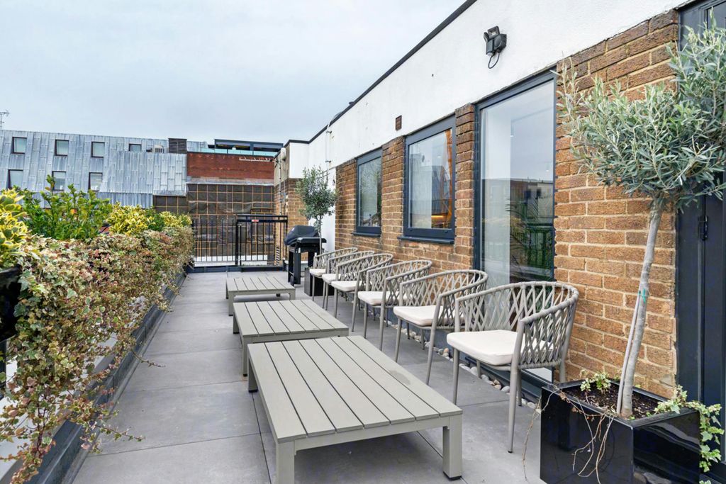 Property photo 2 of 10 10.Png