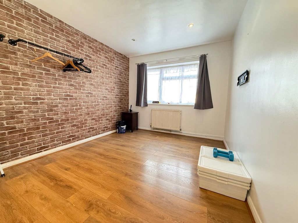 Property photo 2 of 6 02.Jpeg