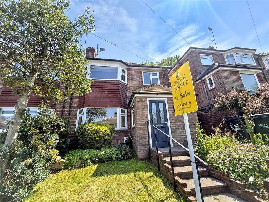 Property photo 1 of 15 01323 438506