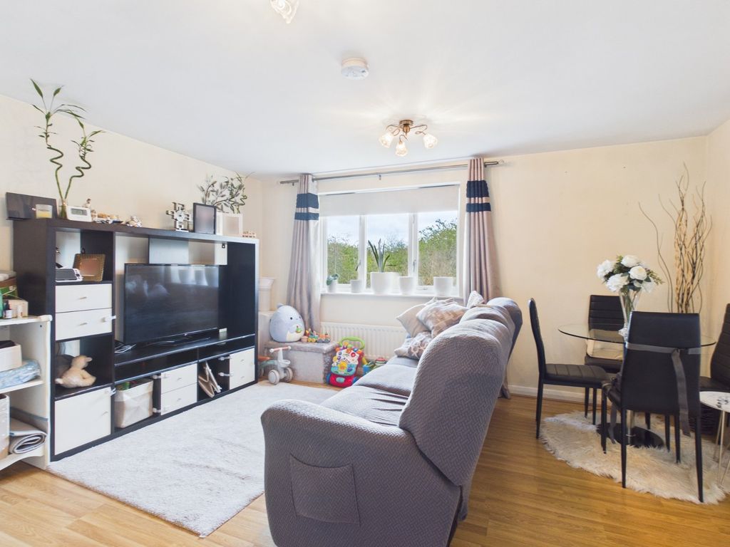 Property photo 2 of 6 Living Room