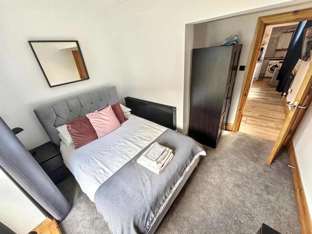 Property photo 3 of 7 Img_2324
