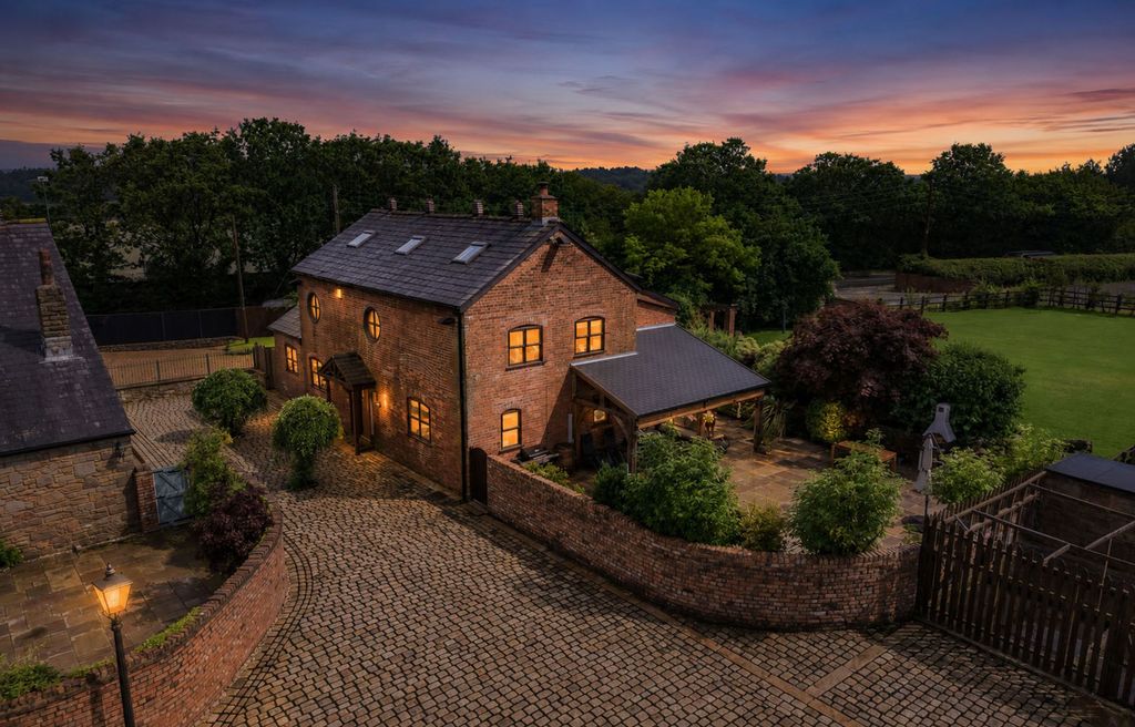 Property photo 1 of 53