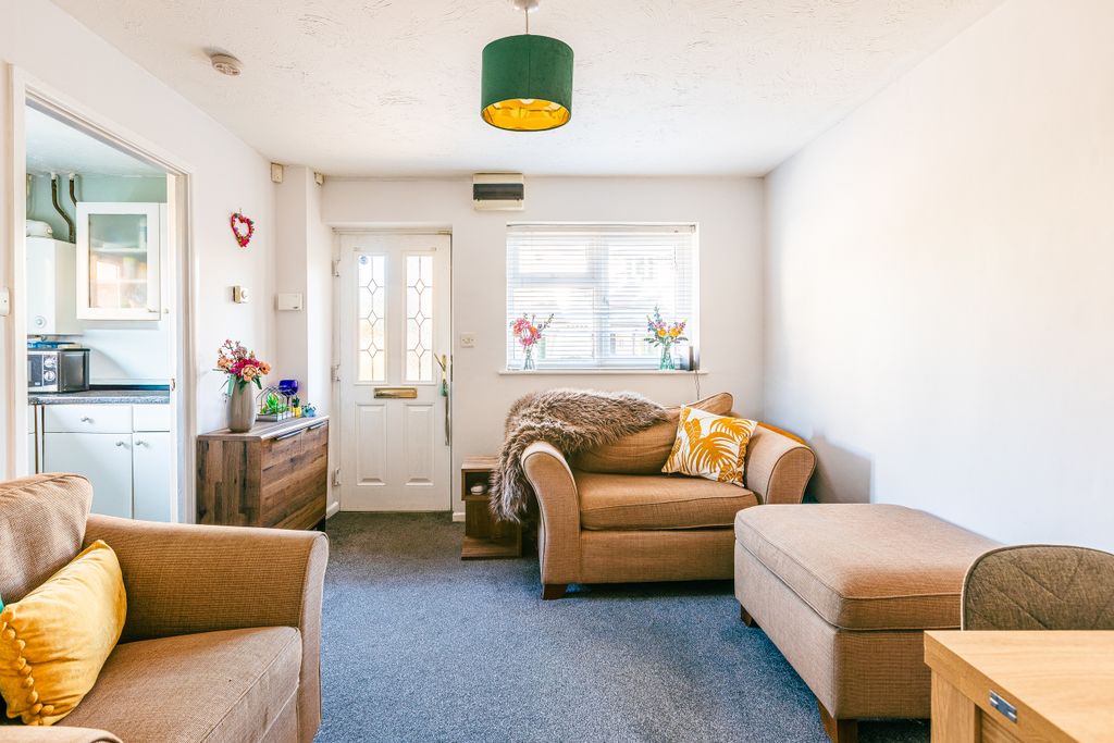 Property photo 2 of 14 2