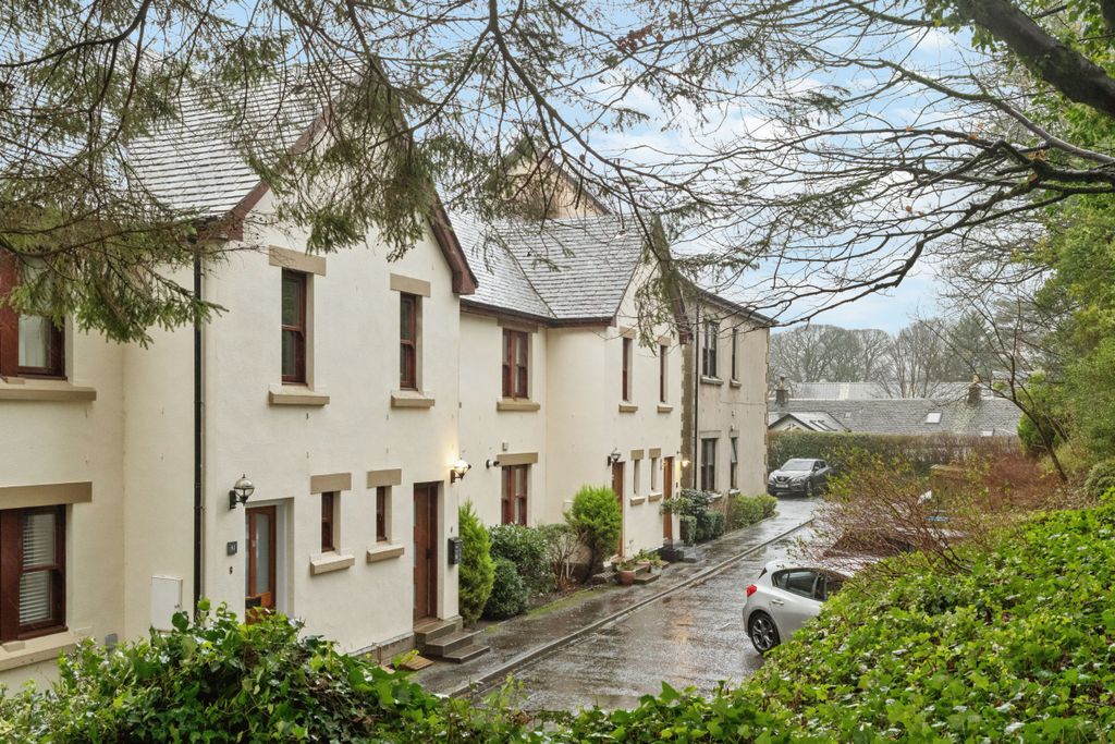 Property photo 1 of 25