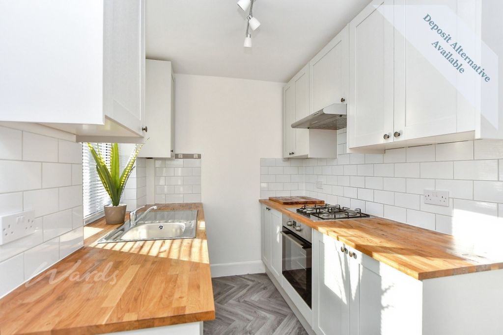 Property photo 2 of 7 Keycol Kitchen