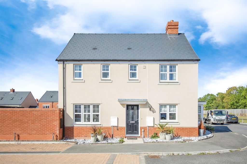 Property photo 1 of 20