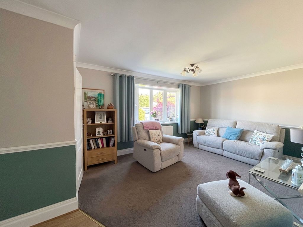 Property photo 2 of 16