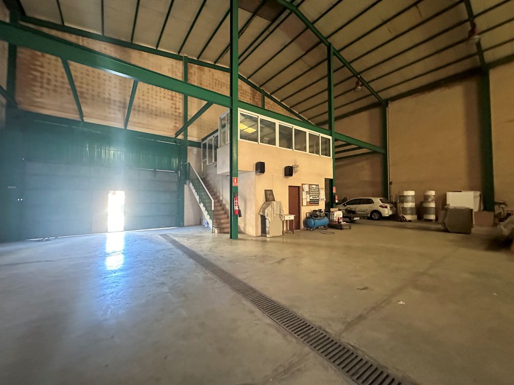 Property photo 1 of 9 1.Jpg