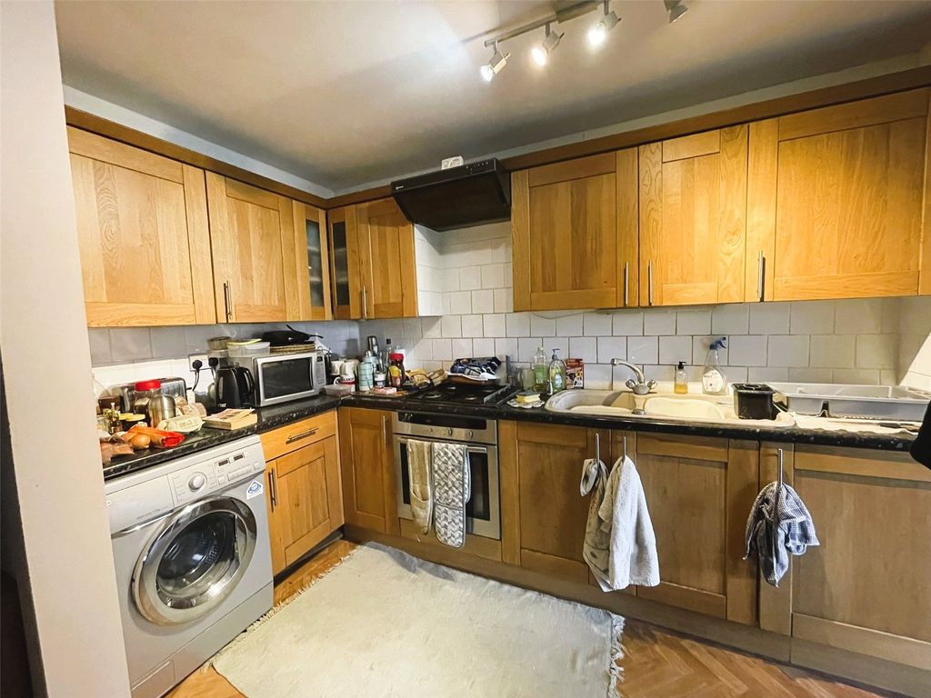 Property photo 3 of 11 Picture No. 08