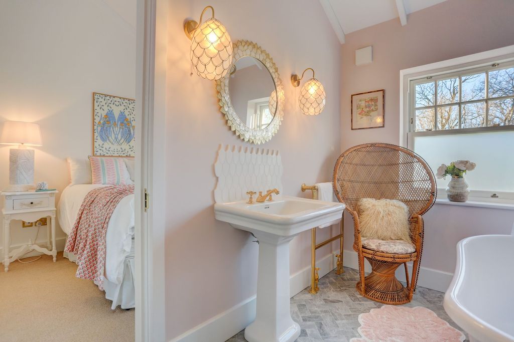 Additional image 16 of 6 bed detached house to rentShirley Drive, Hove BN3