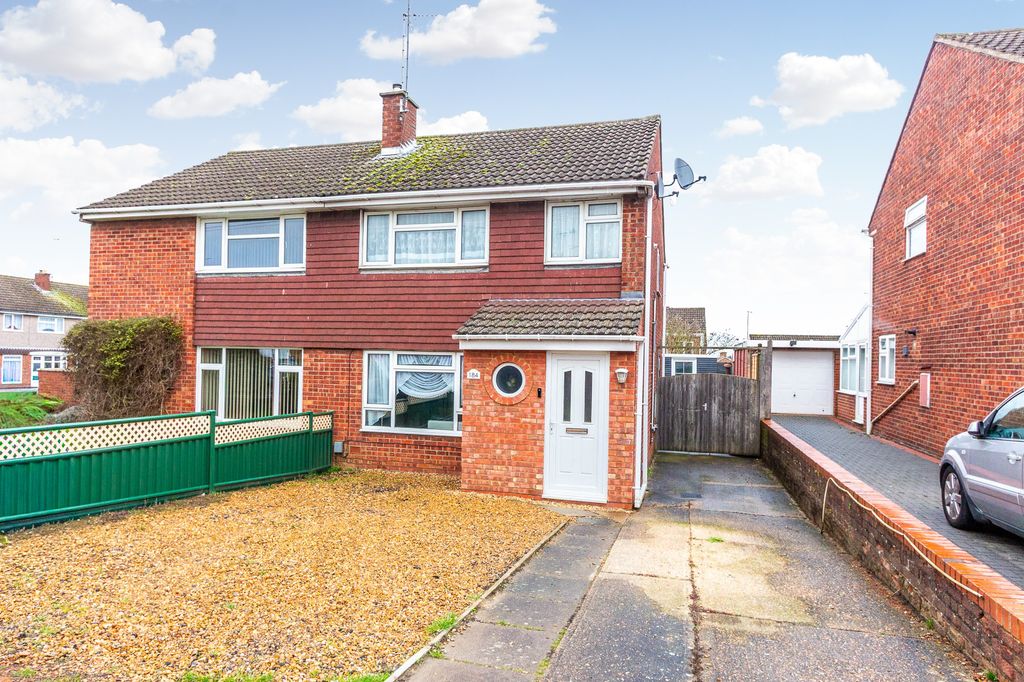 Property photo 1 of 13 Front