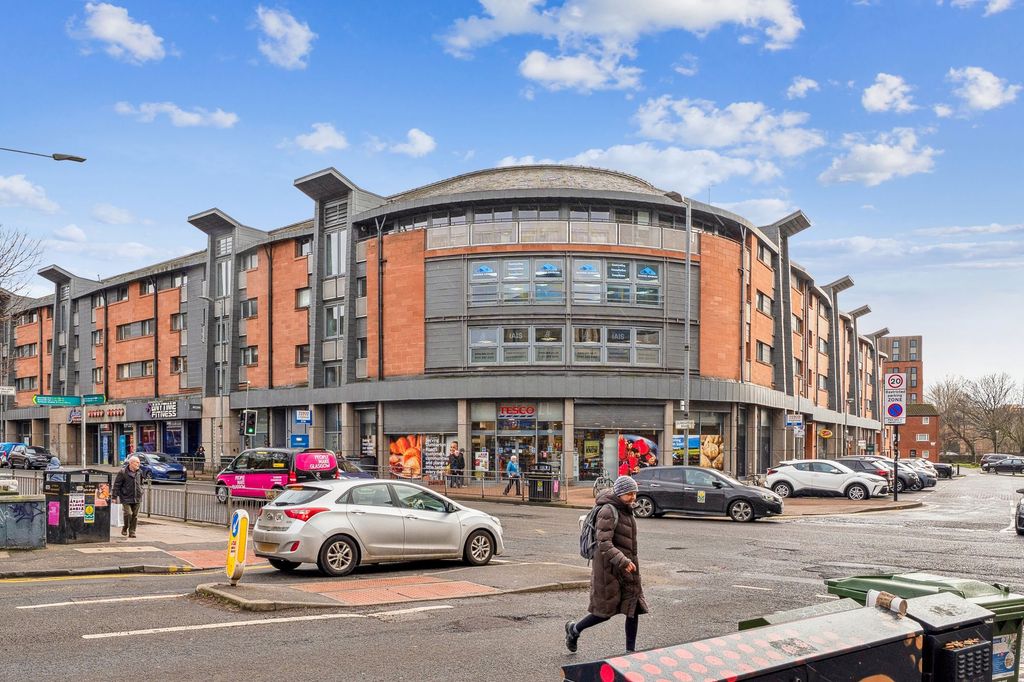 Property photo 1 of 21