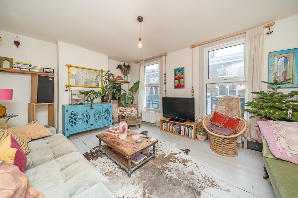 Property photo 1 of 11 Reception