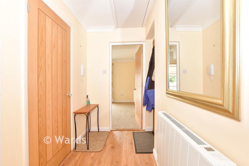 Property photo 1 of 18 Hallway