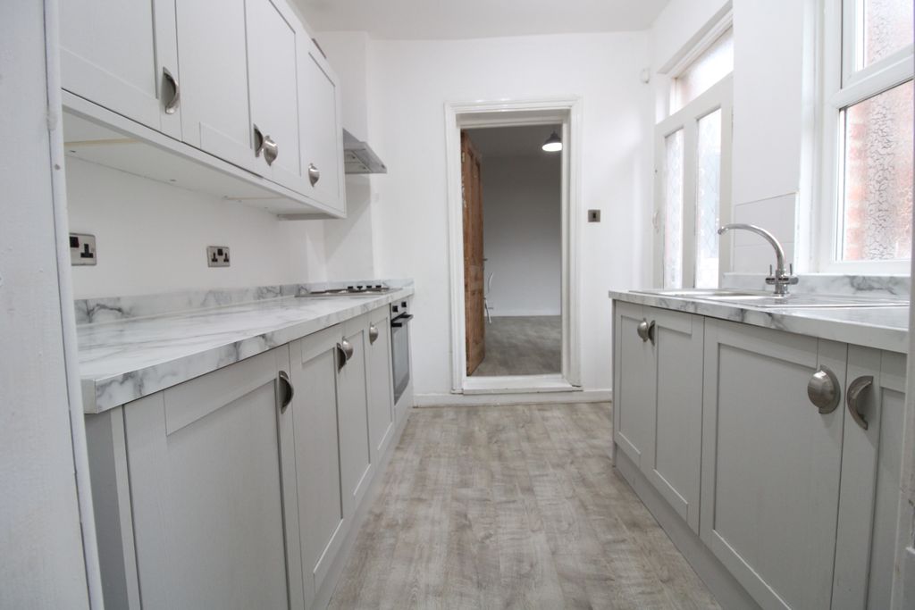 Property photo 2 of 11 Img_5291A