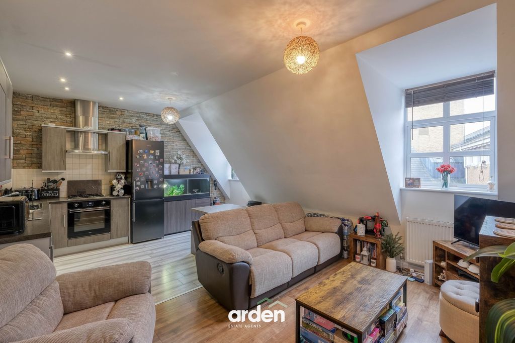 Property photo 2 of 16