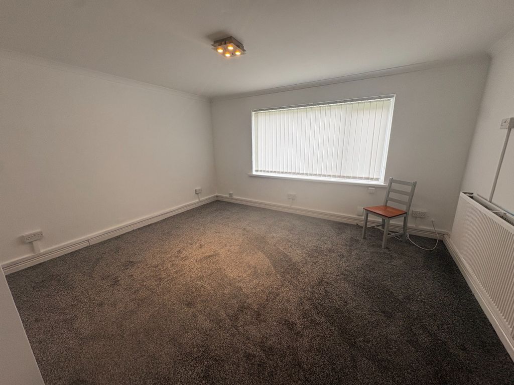 Property photo 3 of 16 5189192