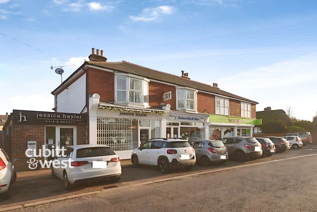 Property photo 1 of 8 57c40B04-5