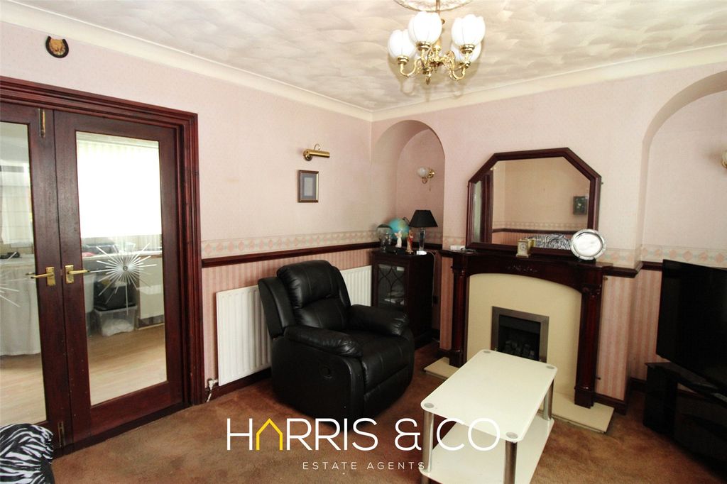 Property photo 2 of 10 Picture No. 09