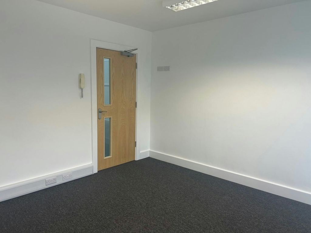 Property photo 3 of 7 7.Jpg