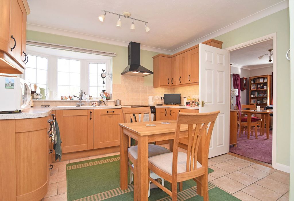 Property photo 2 of 15