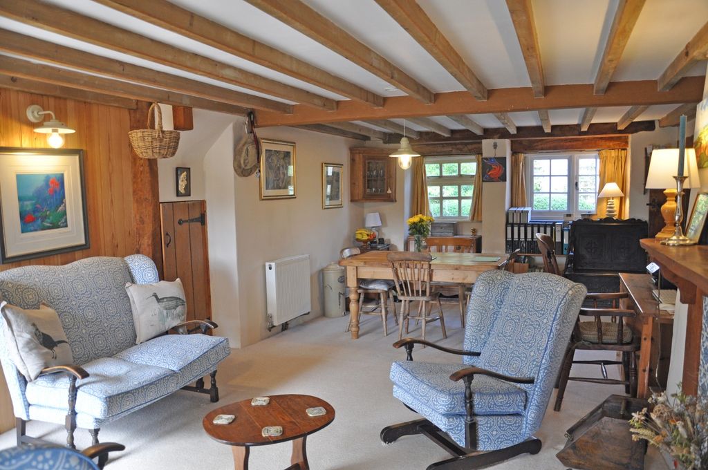 Property photo 3 of 22 3376496