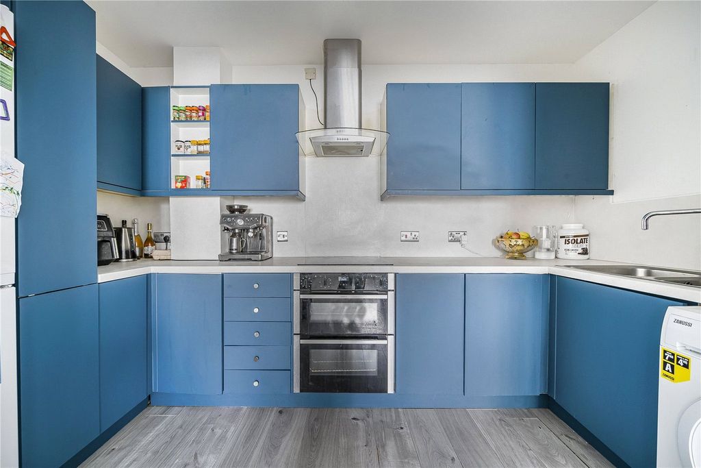 Property photo 1 of 14 Picture No. 06