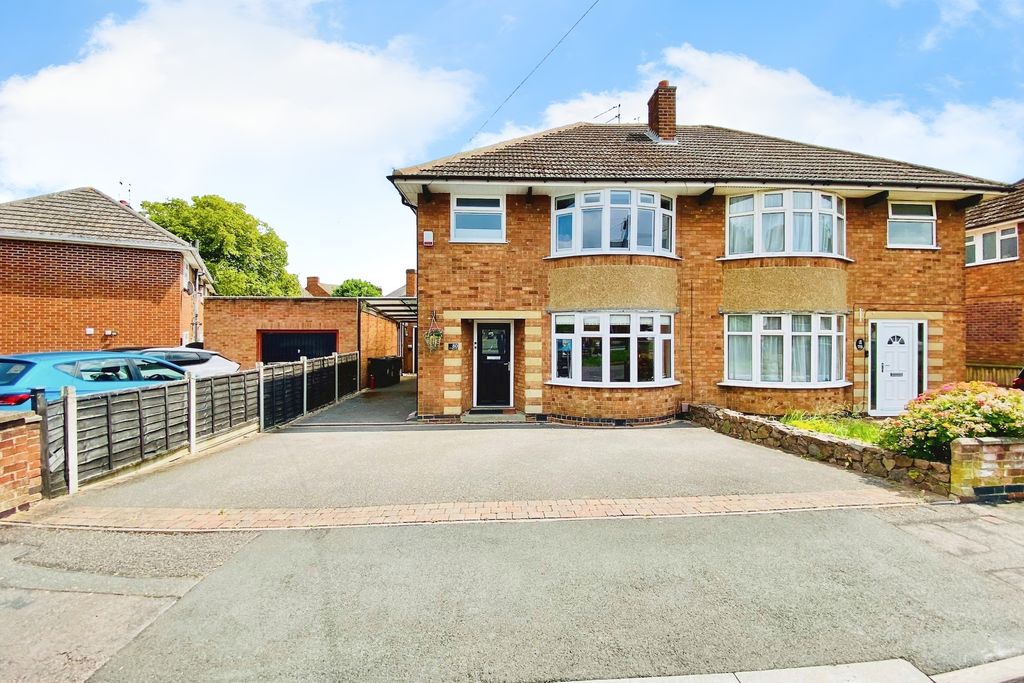 Property photo 1 of 29