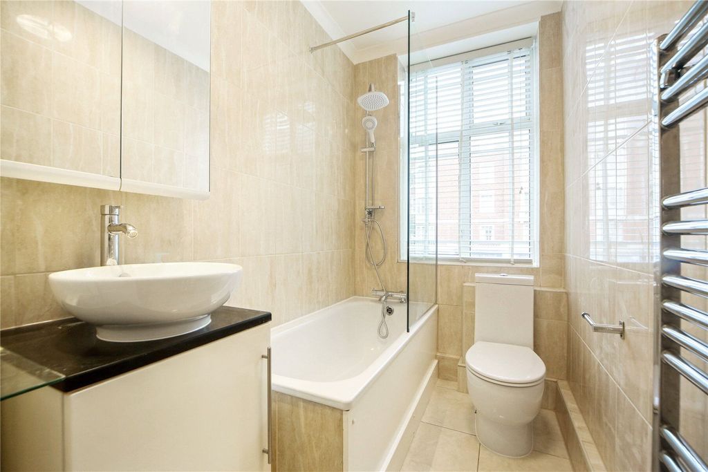 Property photo 3 of 12 Picture No. 07
