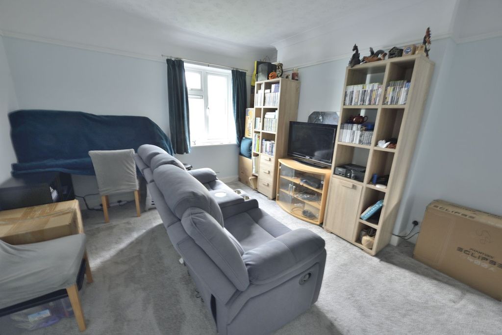 Property photo 2 of 18