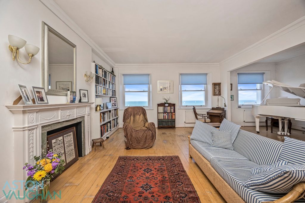 Property photo 2 of 21 5189223