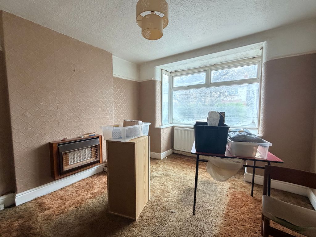 Property photo 3 of 12 Img_3141