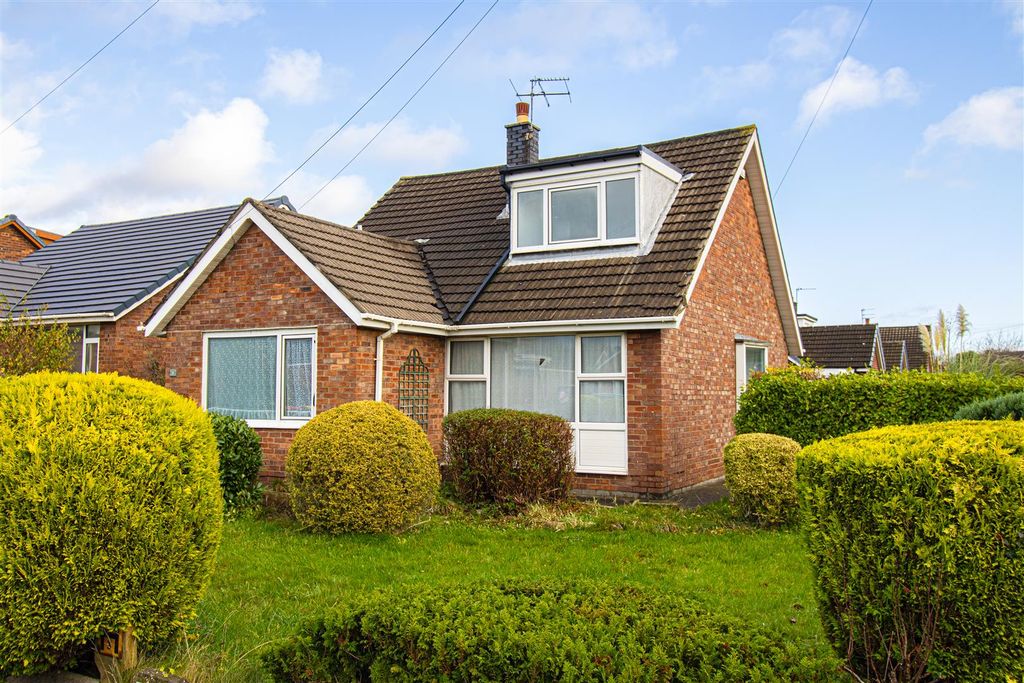 Property photo 1 of 12 Front