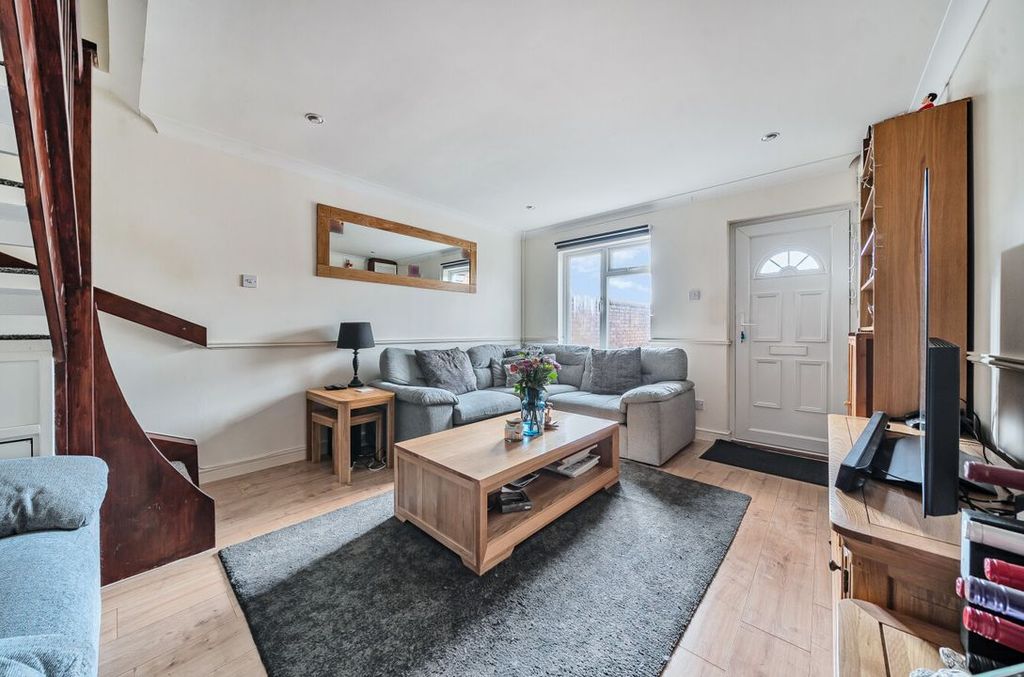 Property photo 2 of 11 14152875699325Db85431