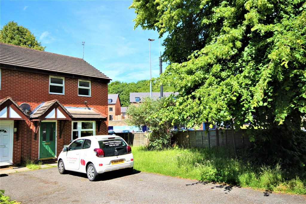 Property photo 1 of 9