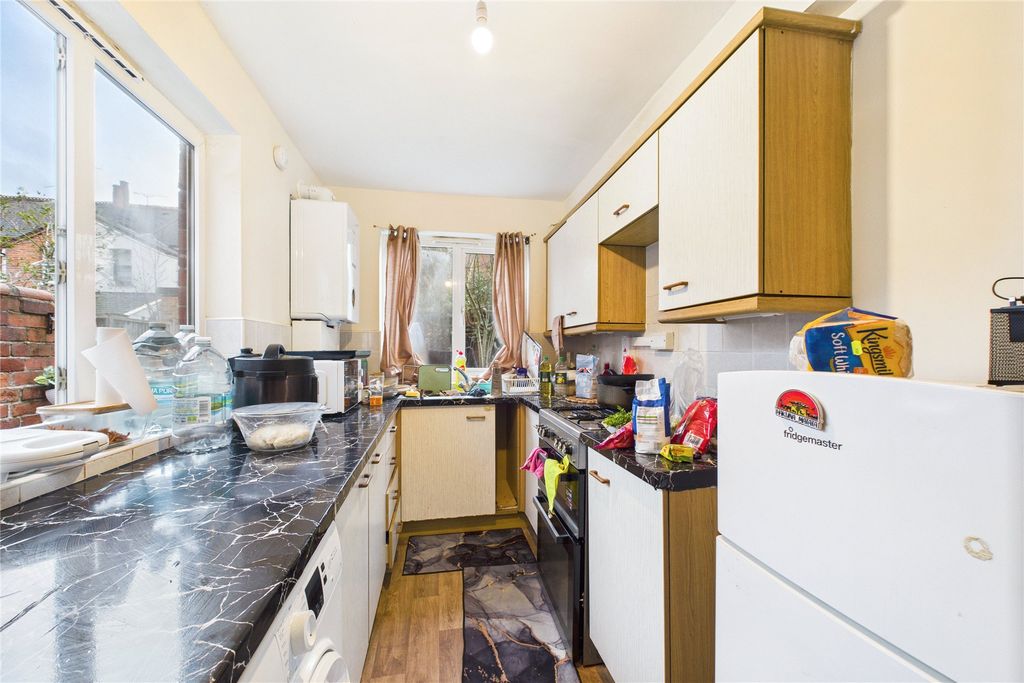 Property photo 2 of 7 Picture No. 01