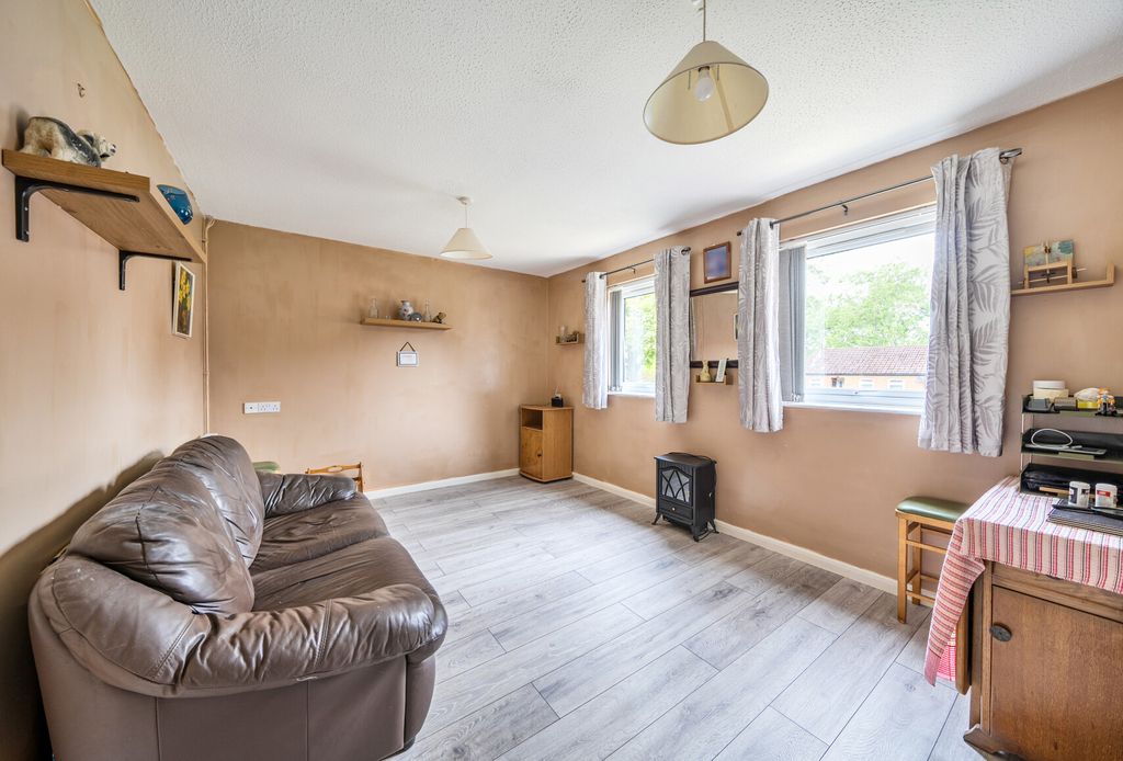 Property photo 3 of 14 1465645-6-6A0c6A4...