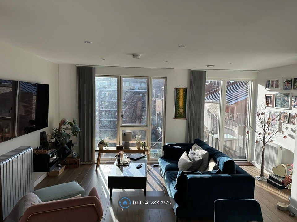 Property photo 3 of 12 Living Room (Open Plan With Kitchen)