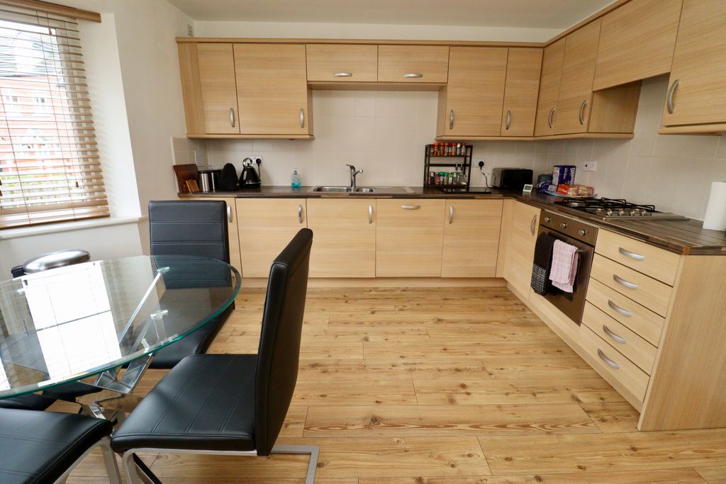 Property photo 3 of 20 Img_4409