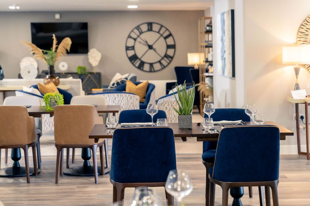 Property photo 1 of 14 Dining Area