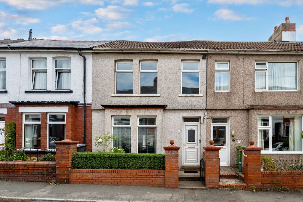Property photo 1 of 50